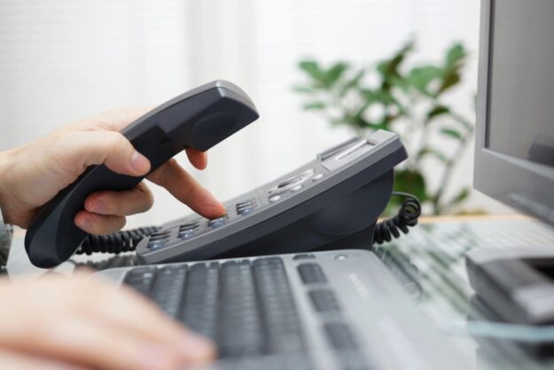 best practices for business phones hybrid work (1)